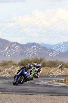 media/Nov-16-2025-Race Pace (Sun) [[8c5fa54630]]/Non Verified Riders (1st 20 Minutes)/5-Turn 15 (110pm)/